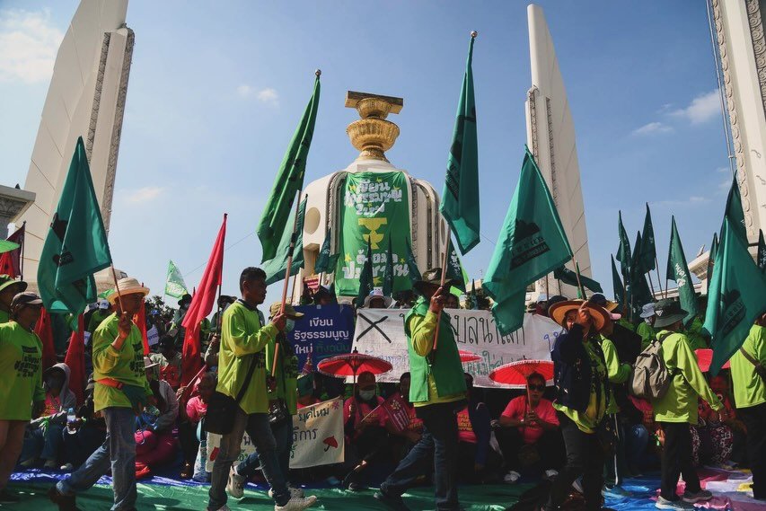 กป.อพช. ประกาศเจตนารมณ์ “เดิน เปลี่ยน อนาคต” ถึงอนุสาวรีย์ประชาธิปไตย เรียกร้องรัฐธรรมนูญใหม่ที่เป็นของประชาชน